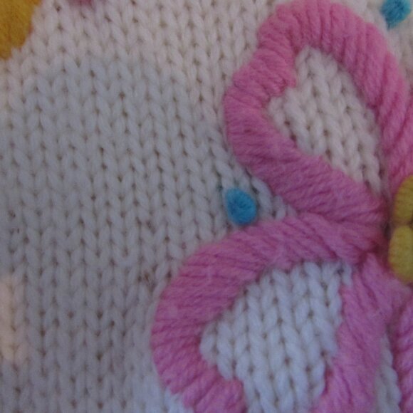 SALEVintage Groovy Sweater Embroidered Flowers Fully Fashioned Made in Hong Kong - Picture 12 of 12